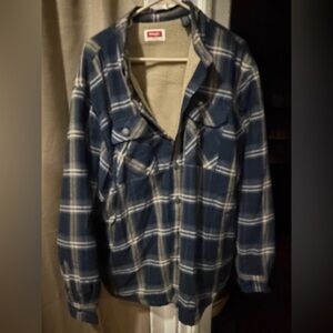Wrangler Blue and Cream Plaid Shirt sz xl